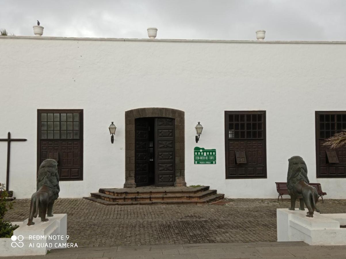 Precioso Apartamento Con Terraza En Teguise Teguise  Eksteriør bilde